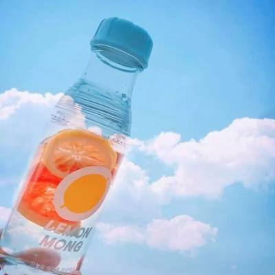 饮料市场分化加剧：农夫山泉增长，康师傅下滑丨消费参考